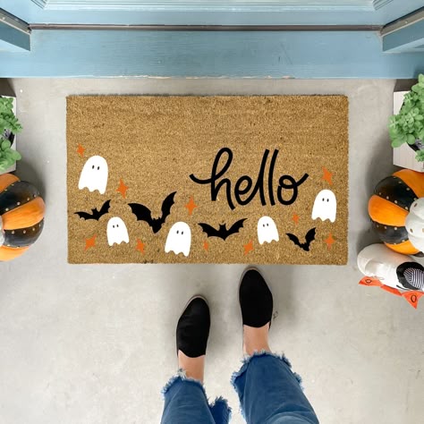 B: Halloween Doormat